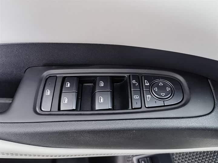 Фото 9 - BYD Seal 06 Hybrid/EV