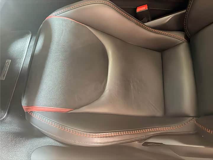 Фото 8 - McLaren GT