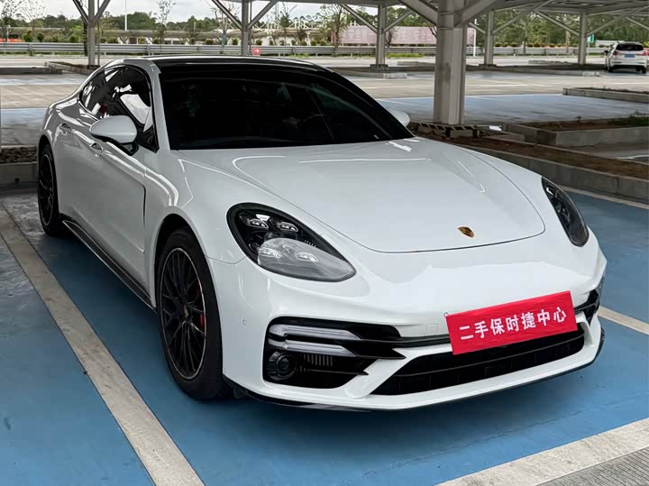 Фото 4 - Porsche Panamera