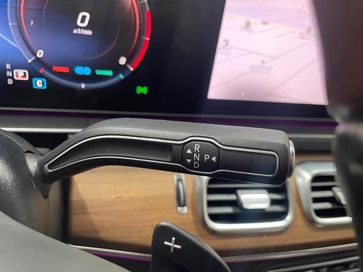 Фото 9 - Mercedes-Benz GLS-Class