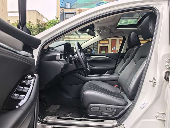 Фото 5 - Mazda Atenza