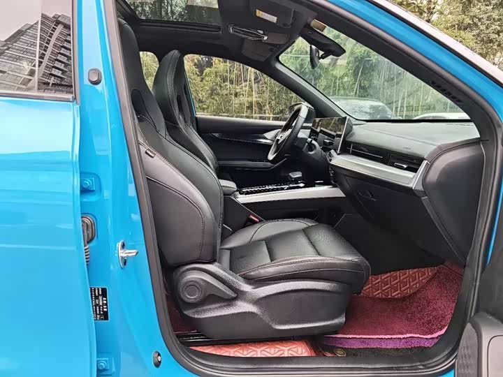 Фото 8 - MG Motor One