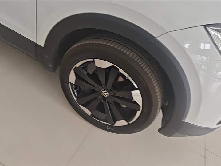 Фото 6 - Volkswagen Tacqua