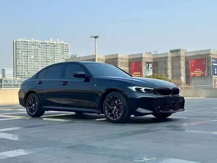 Фото 3 - BMW 3 Series