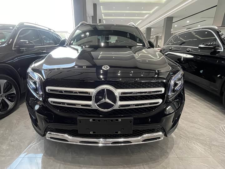 Фото 2 - Mercedes-Benz GLB-Class