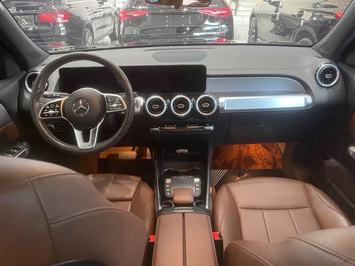 Фото 5 - Mercedes-Benz GLB-Class