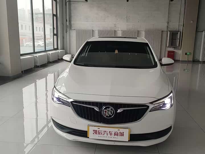 Photo 2 - Buick Excelle GT