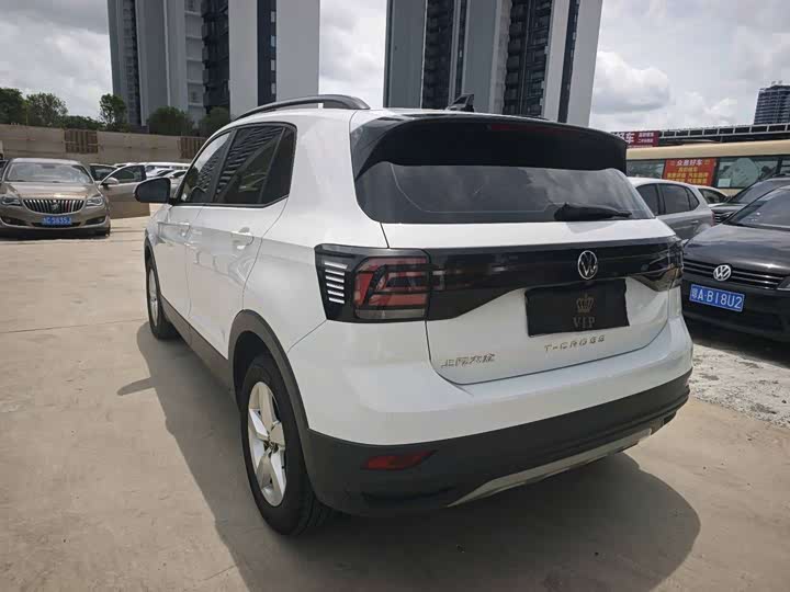 Фото 8 - Volkswagen T-Cross