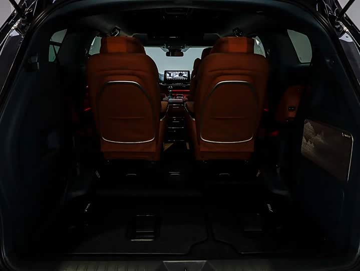 Фото 6 - Toyota Granvia