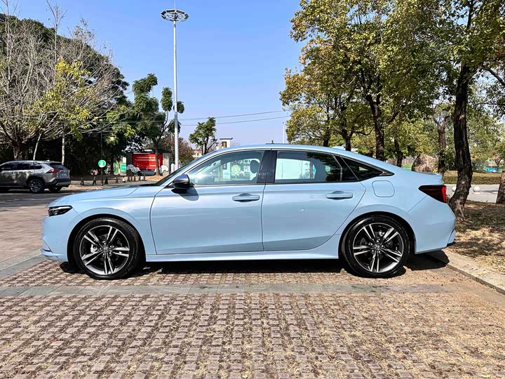 Фото 9 - Honda Integra