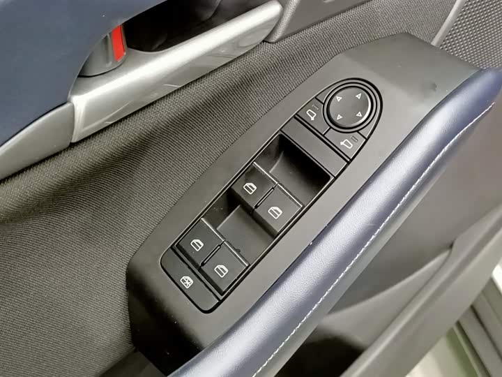 Фото 7 - Mazda CX-30