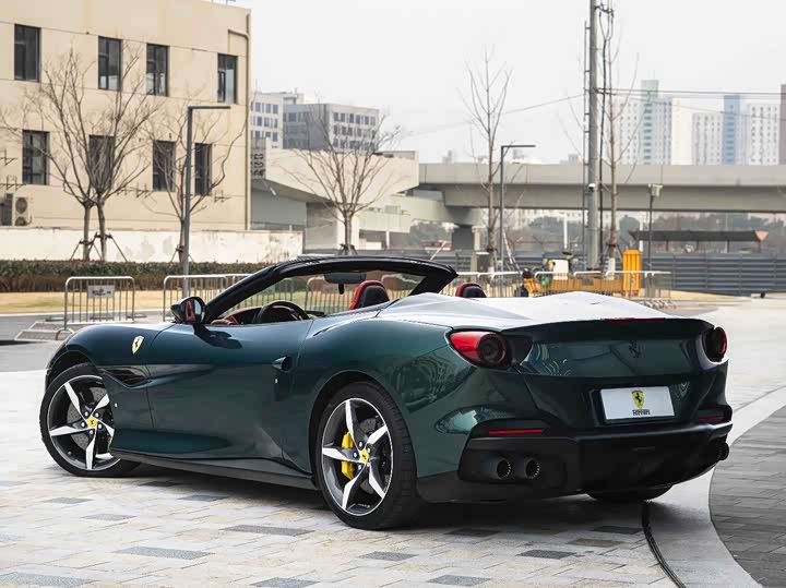 Фото 3 - Ferrari Portofino