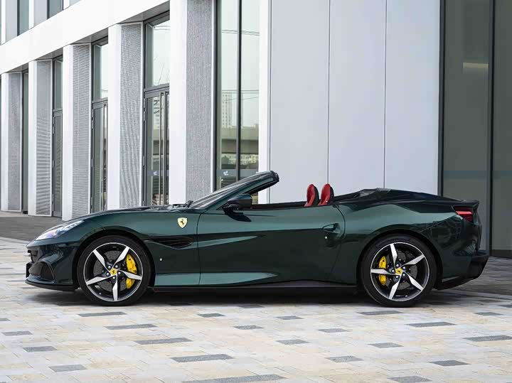 Фото 4 - Ferrari Portofino