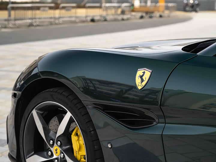 Фото 9 - Ferrari Portofino