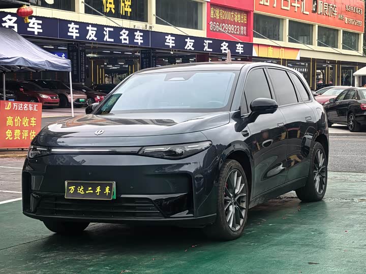 Фото 1 - Leapmotor C10