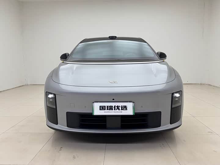 Фото 2 - LiXiang i6