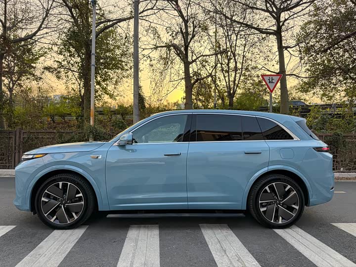 Фото 4 - LiXiang L7