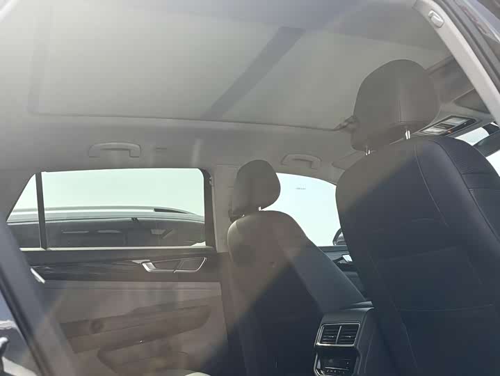 Фото 3 - Volkswagen Teramont X