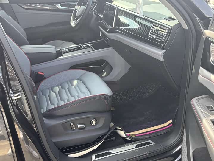 Фото 8 - Volkswagen Teramont X