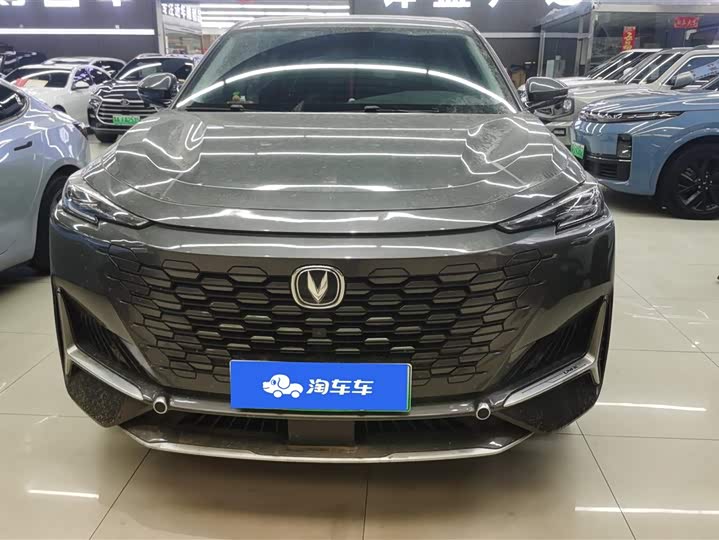 Фото 2 - Changan UNI-K Hybrid