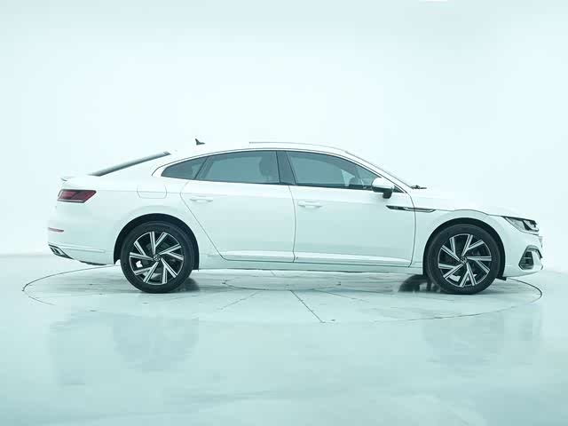 Фото 8 - Volkswagen CC