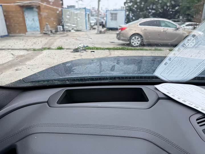 Фото 7 - Geely Monjaro