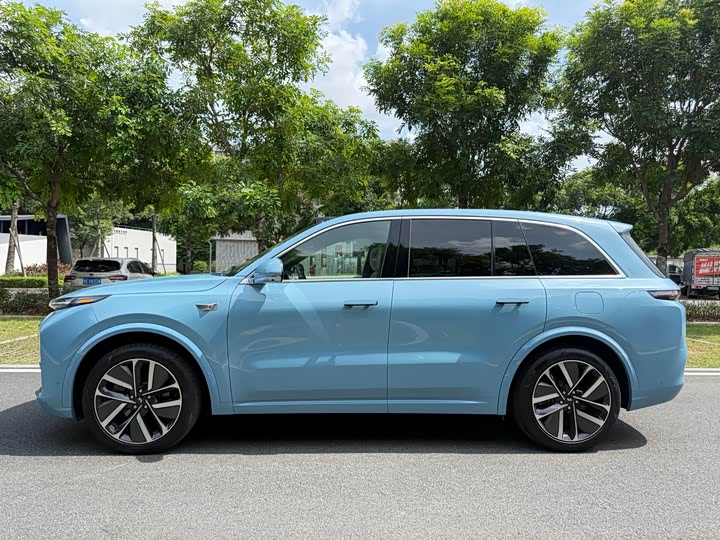 Фото 4 - LiXiang L8