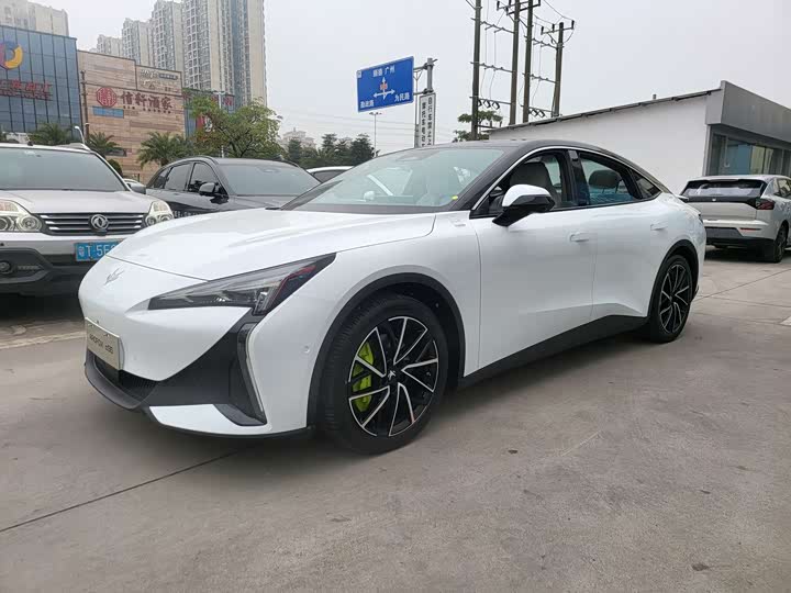 Фото 1 - BAIC Arcfox Alpha S5