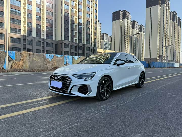 Фото 1 - Audi A3