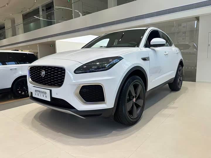 Фото 1 - Jaguar E-Pace