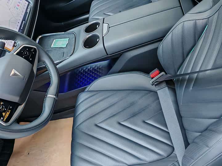 Фото 7 - Changan Deepal SL03