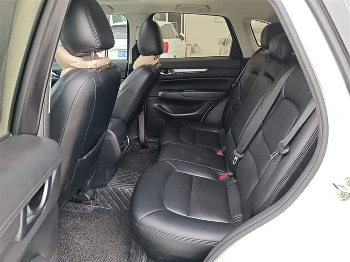 Фото 8 - Mazda CX-5