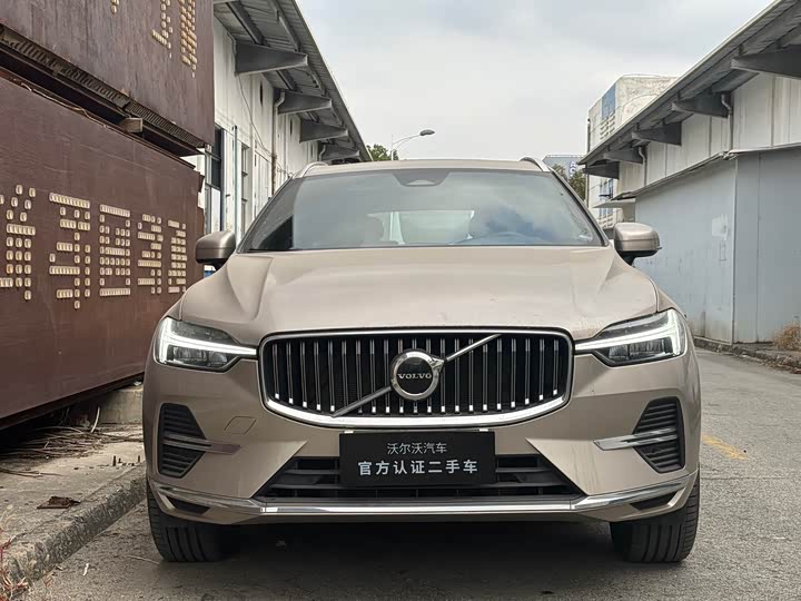 Фото 2 - Volvo XC60