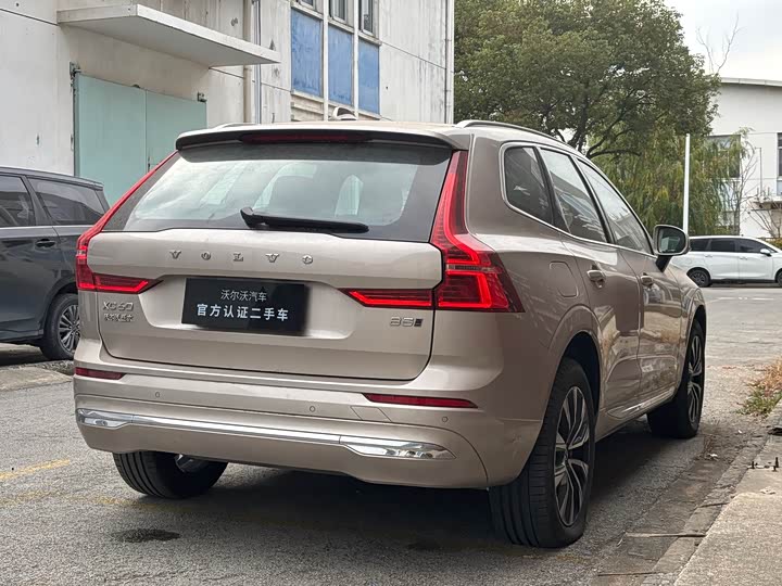 Фото 6 - Volvo XC60