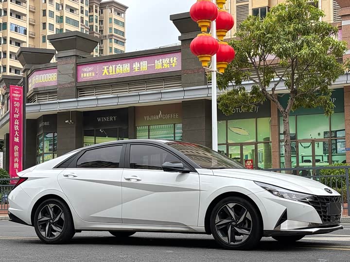 Фото 3 - Hyundai Elantra N line