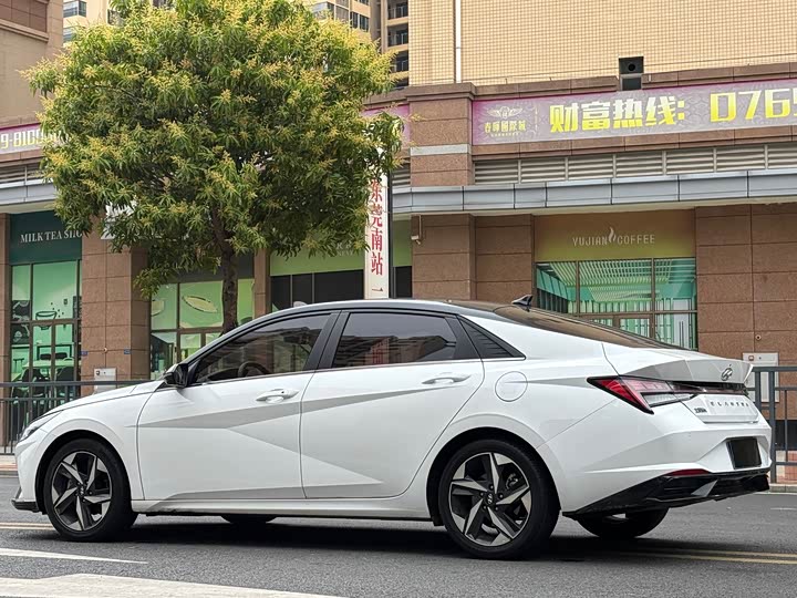 Фото 6 - Hyundai Elantra N line