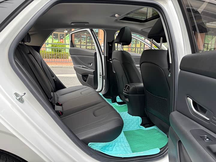 Фото 8 - Hyundai Elantra N line