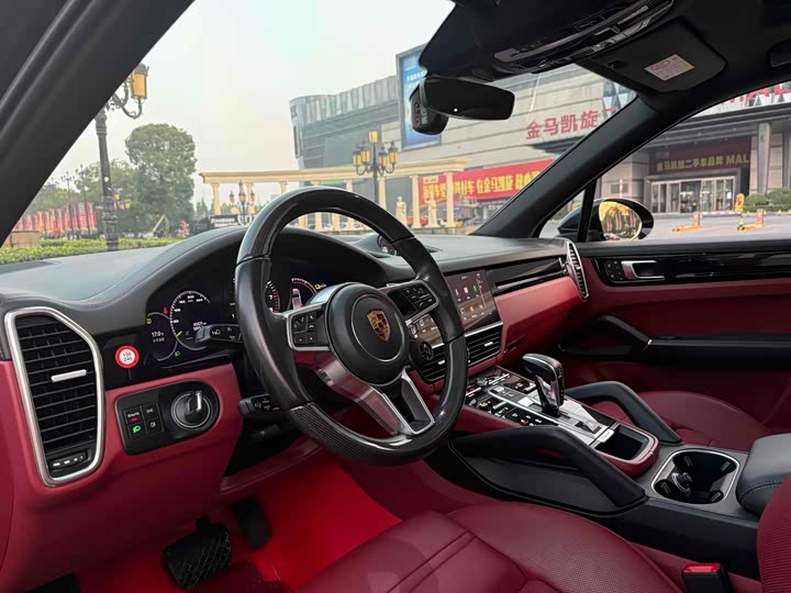 Фото 6 - Porsche Cayenne Hybrid