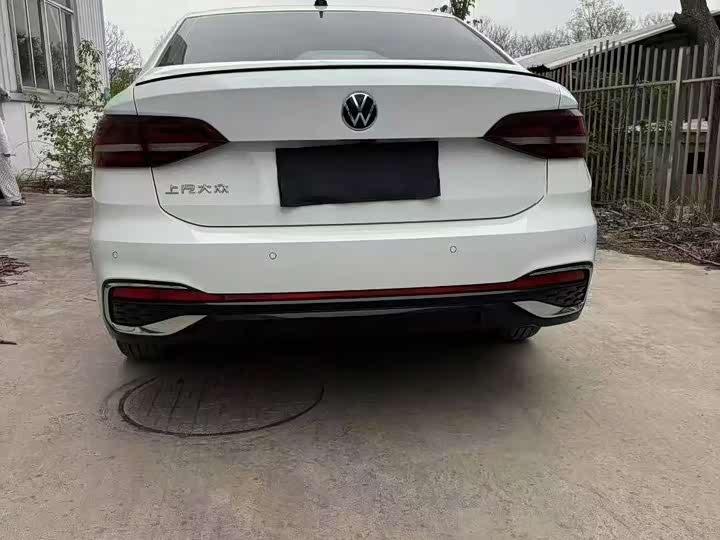 Фото 8 - Volkswagen Lavida