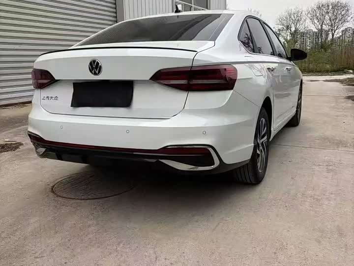 Фото 9 - Volkswagen Lavida