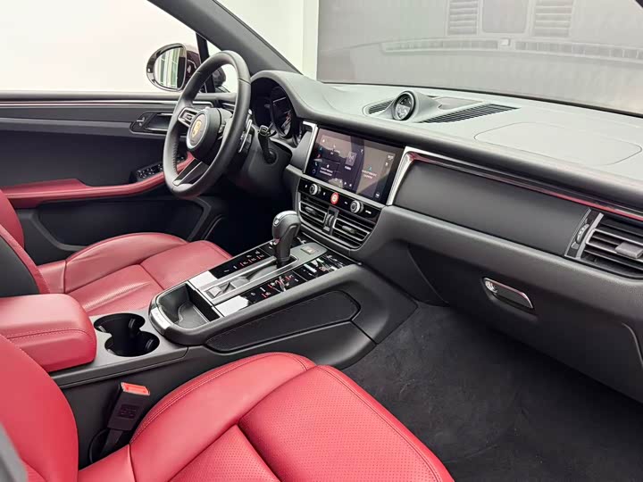 Фото 8 - Porsche Macan