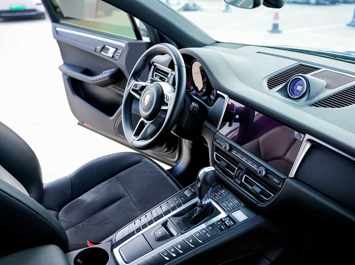 Фото 8 - Porsche Macan