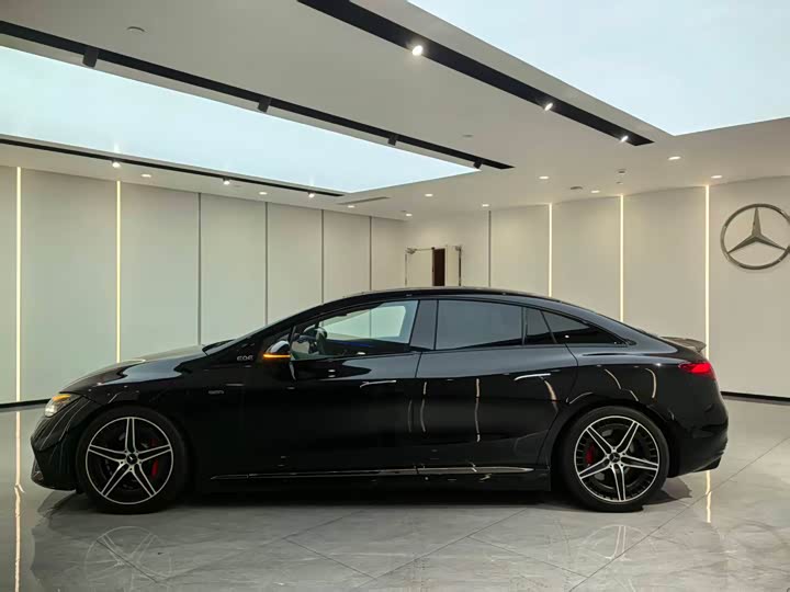 Photo 4 - Mercedes-Benz EQE AMG