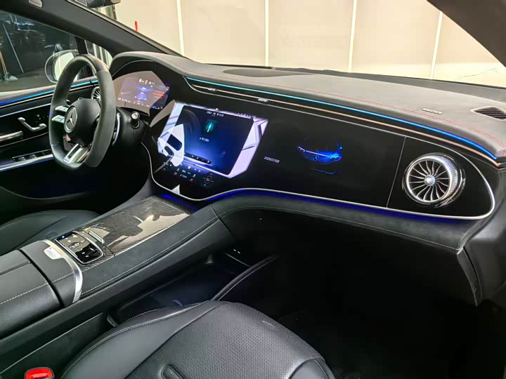 Photo 9 - Mercedes-Benz EQE AMG