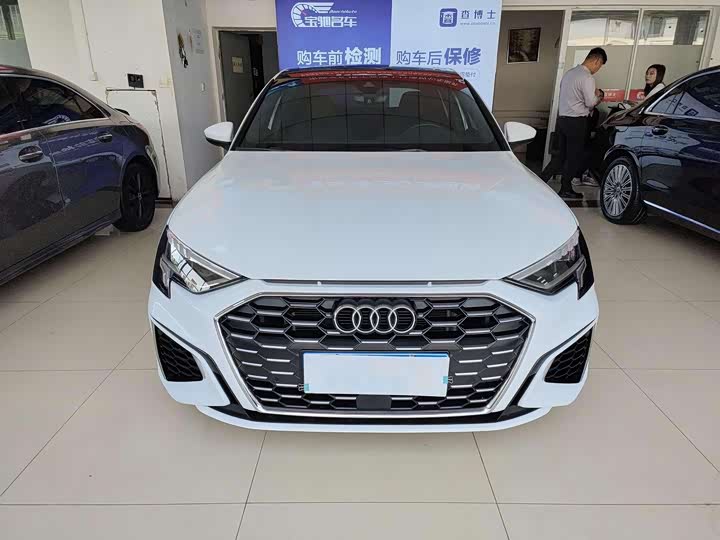 Фото 2 - Audi A3