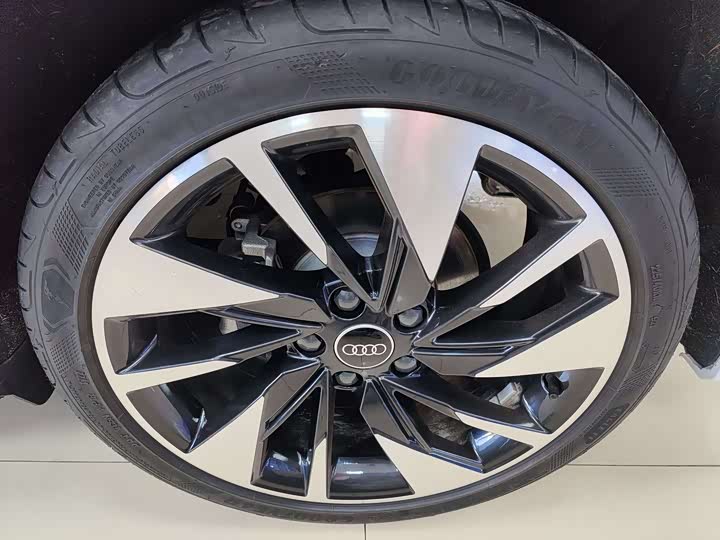 Фото 5 - Audi A3