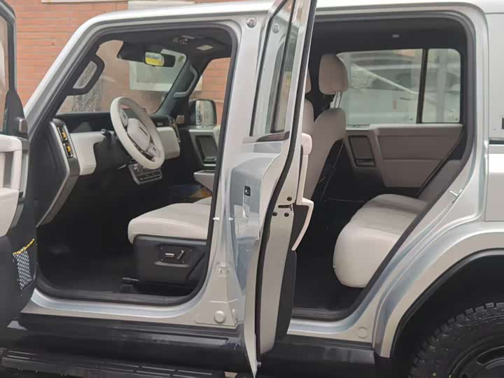 Фото 4 - Chery iCar V23