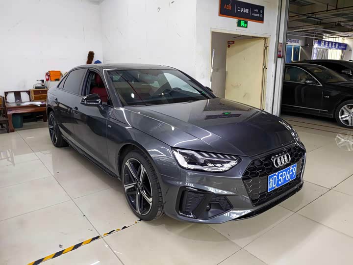 Фото 3 - Audi A4L