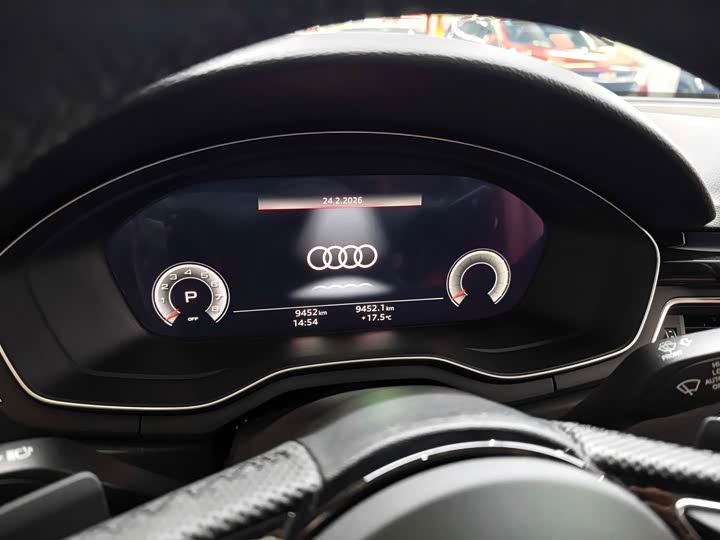 Фото 5 - Audi A4L
