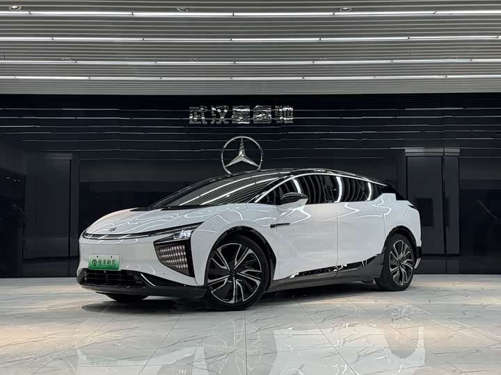 Фото 1 - HiPhi X